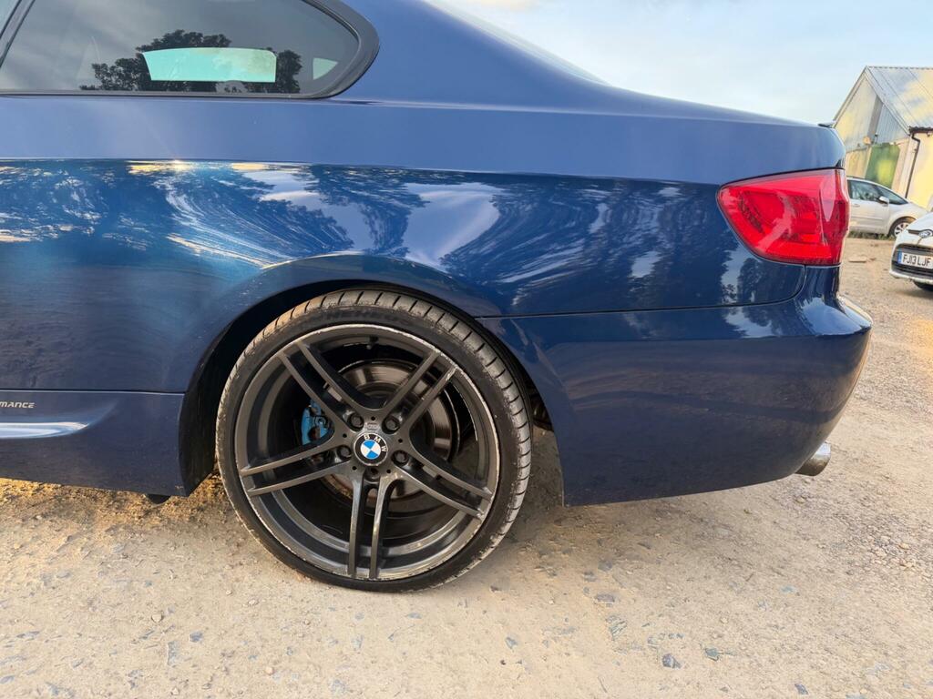 BMW 3 Series 2.0 320I White #25