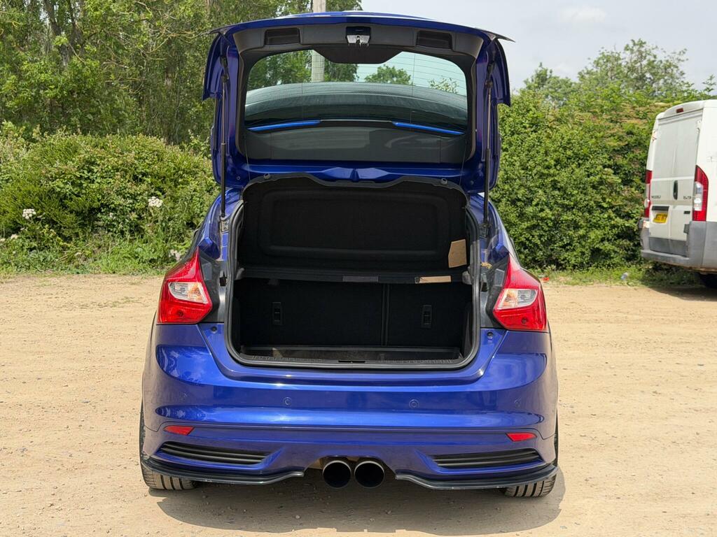 Ford Focus 1.0 Zetec S Ss 124 Bhp Black #28