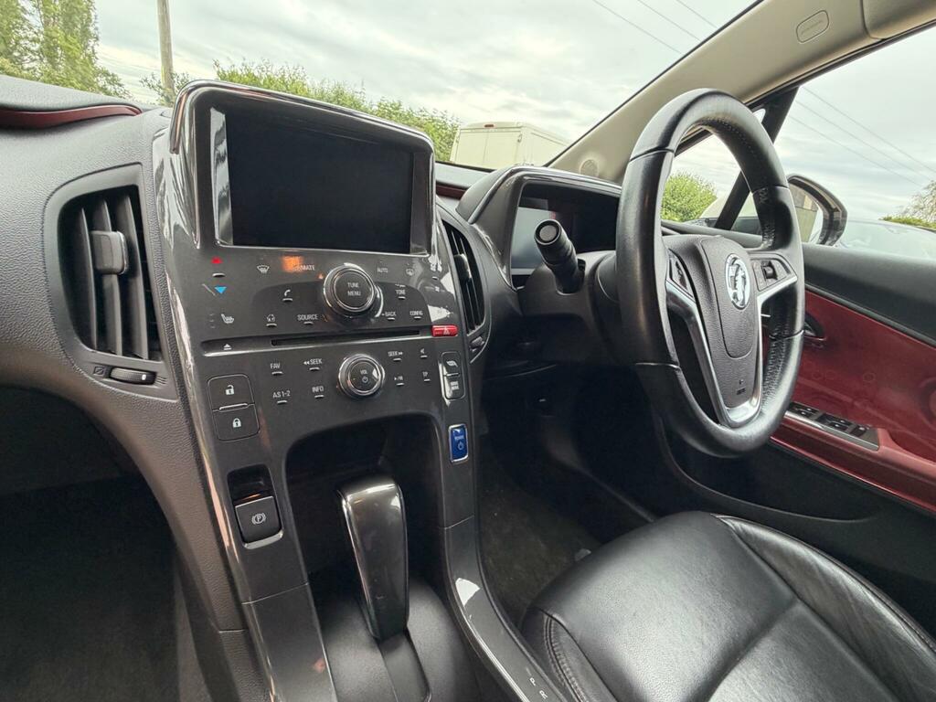 Vauxhall Ampera Ampera Positiv Cvt White #40