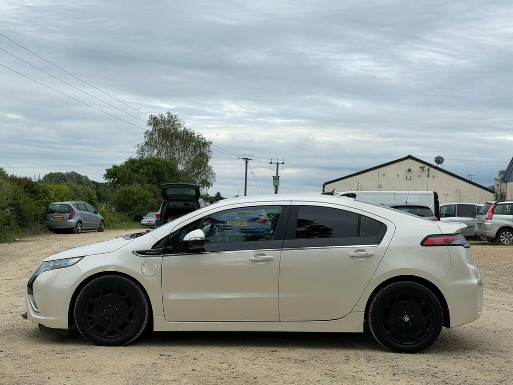 Vauxhall Ampera Positiv Euro 5 Range Extender White #5