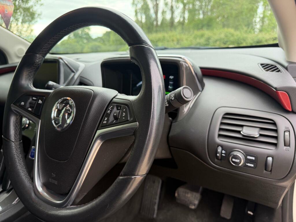Vauxhall Ampera Ampera Positiv Cvt White #17