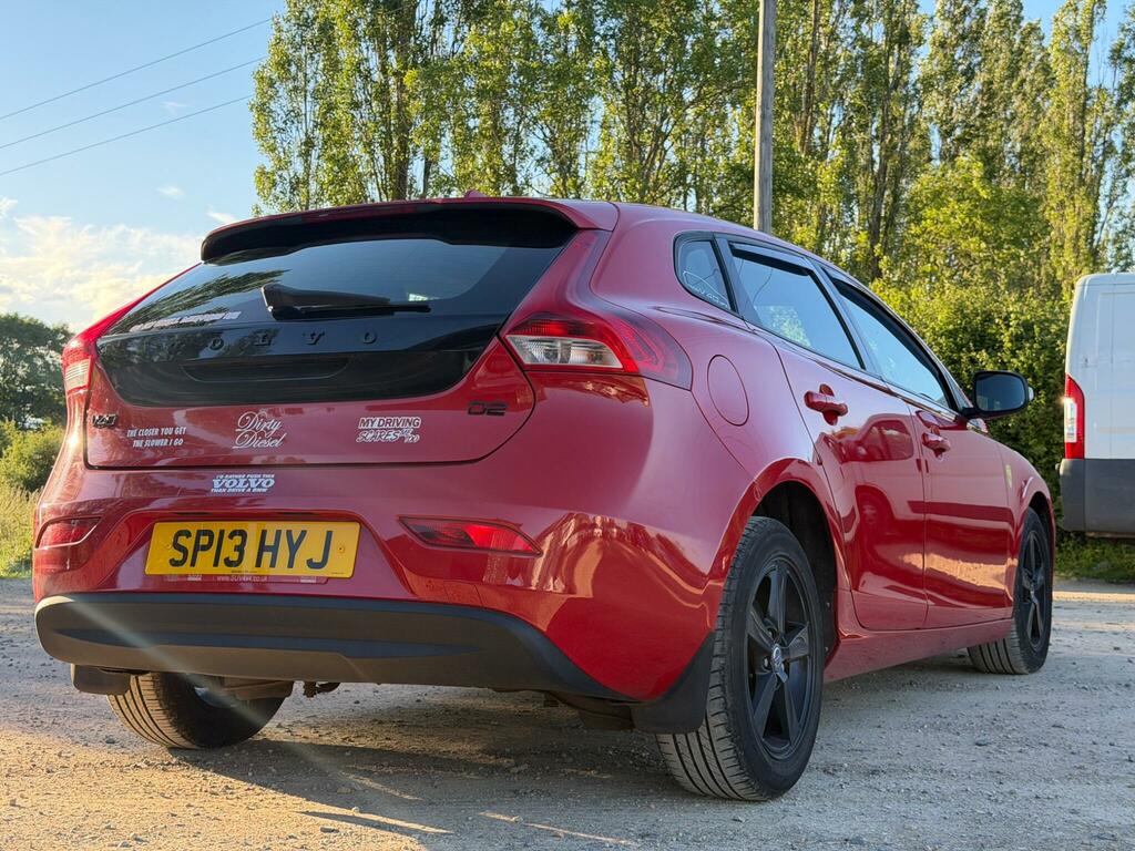 Volvo V40 1.6 D2 R-design 113 Bhp Blue #24