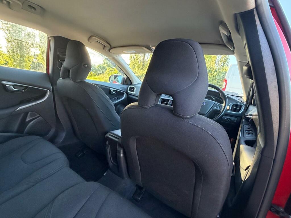 Volvo V40 1.6 D2 R-design 113 Bhp Blue #19