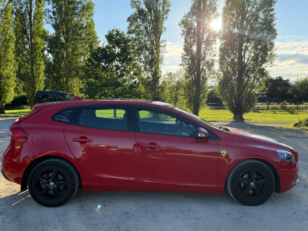 Volvo V40 Es Red #6