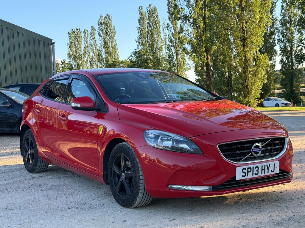 Volvo V40 Es Red