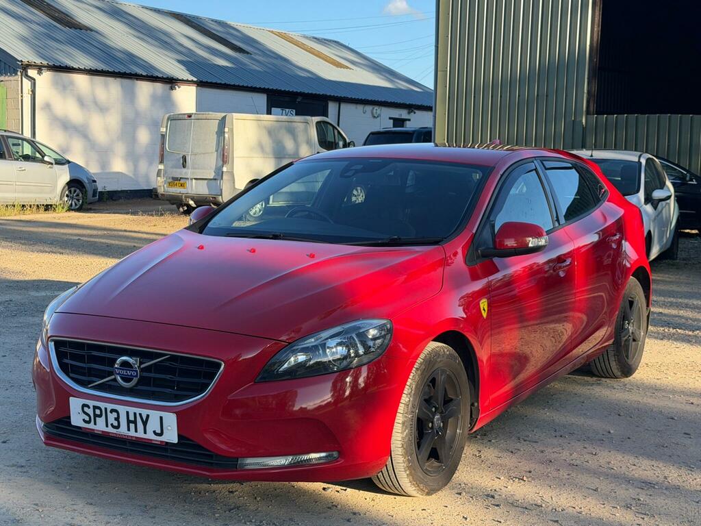 Volvo V40 Es Red #4