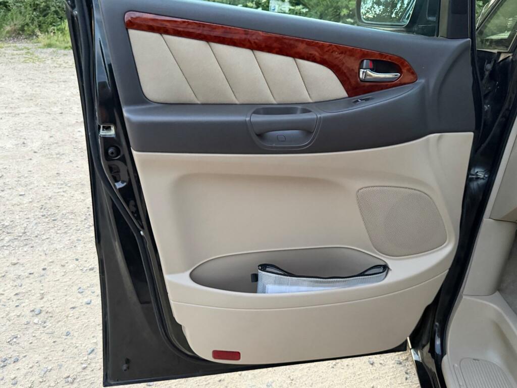 Toyota Alphard 2.5 Hybrid 4Wd Gf Package White #59