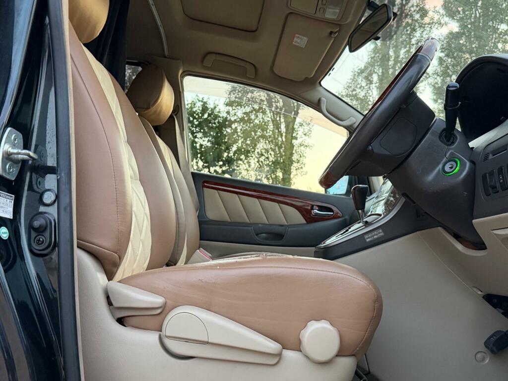 Toyota Alphard 2.5 Hybrid 4Wd Gf Package White #19