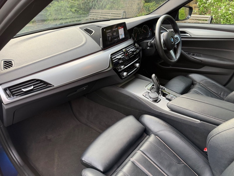 BMW 5 Series 520D Xdrive M Sport - 2018 Grey #18