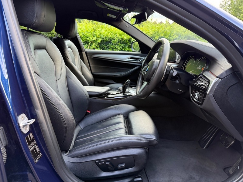 BMW 5 Series 520D Xdrive M Sport - 2018 Grey #9