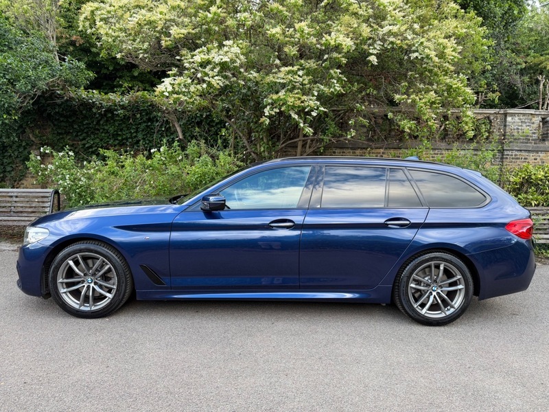 BMW 5 Series 520D Xdrive M Sport - 2018 Grey #29