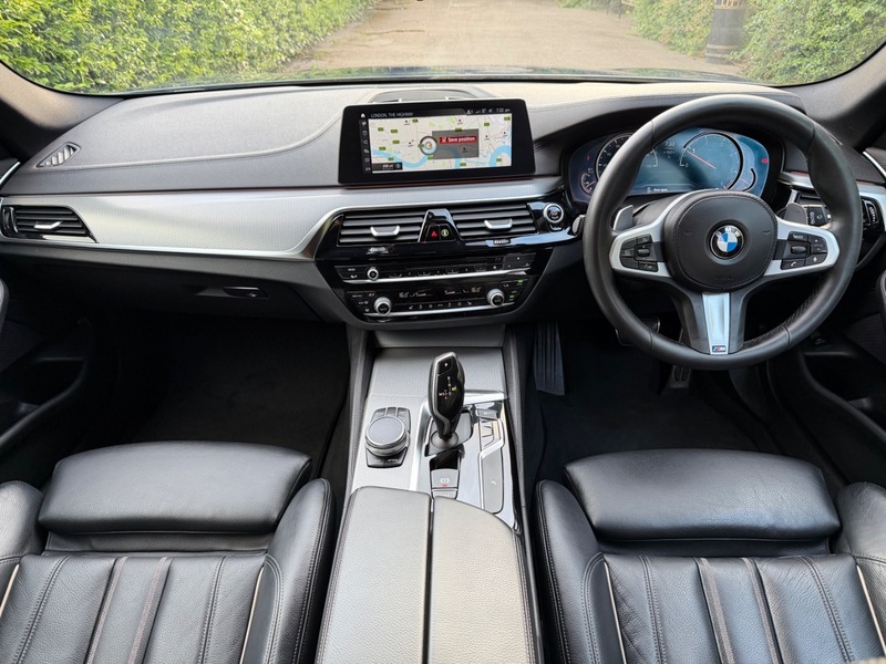 BMW 5 Series 520D Xdrive M Sport - 2018 Grey #12