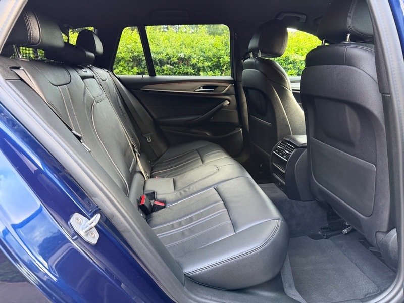 BMW 5 Series 520D Xdrive M Sport - 2018 Grey #11