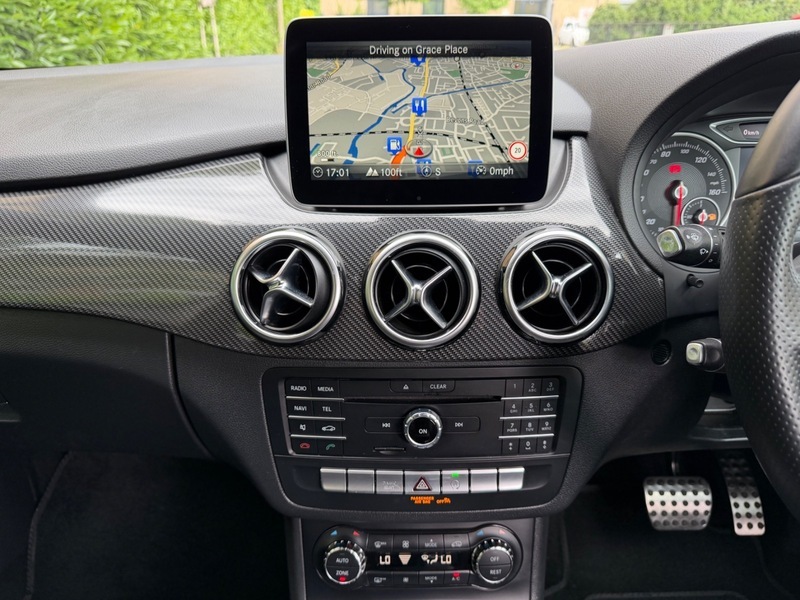 Mercedes-Benz B Class Amg Line Black #21