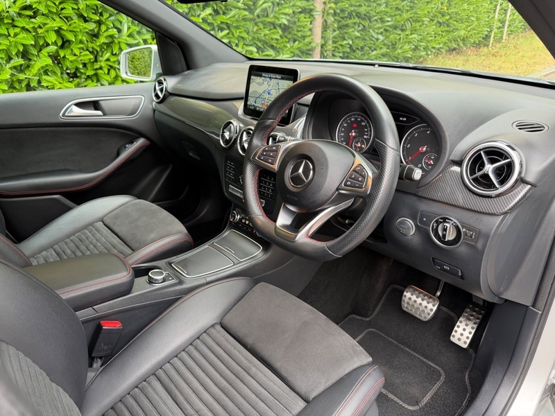 Mercedes-Benz B Class Amg Line Black #14