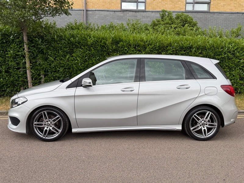 Mercedes-Benz B Class Amg Line Black #12