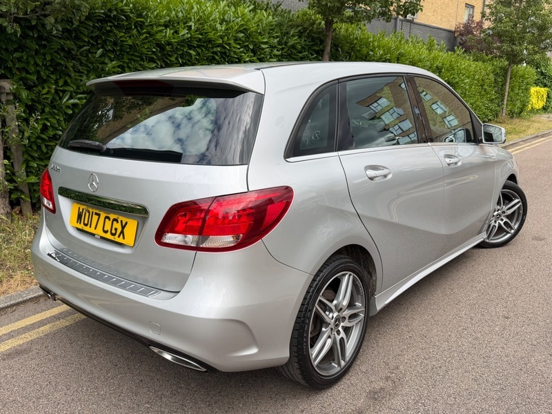 Mercedes-Benz B Class B 180 D Amg Silver #2