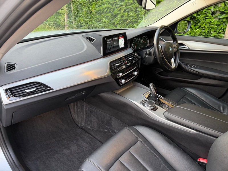 BMW 5 Series 520D Se  #31