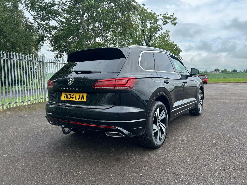 Volkswagen Touareg 3.0 Tdi V6 R-line Tech Tiptronic 4Motion Euro 6 S Black #4