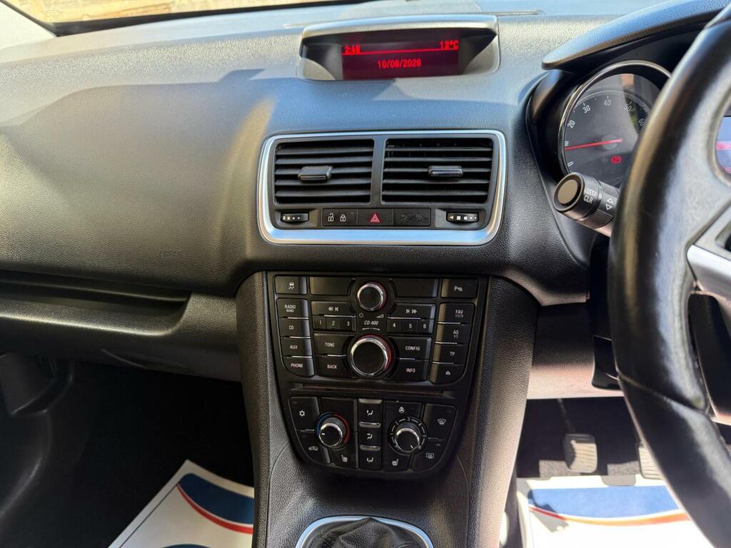 Vauxhall Meriva Tech Line Blue #18