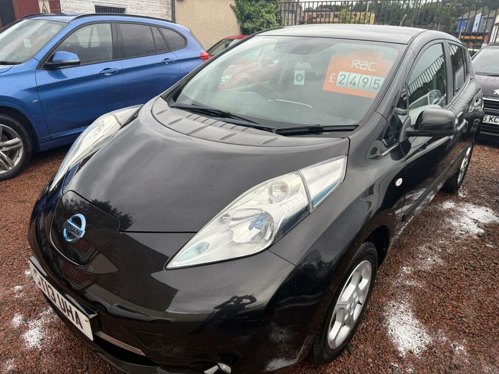 Nissan Leaf Hatchback Black #6