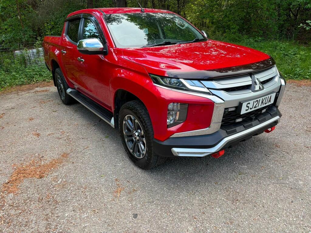 Mitsubishi L200 2.2 Di-d Dc Barbarian X 4Wd Euro 6 Ss Red