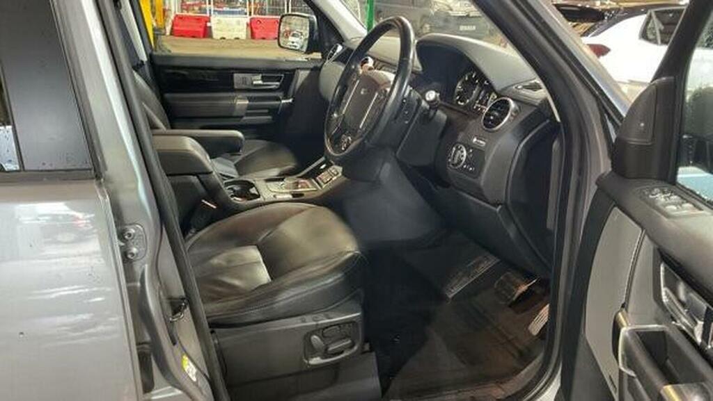 Land Rover Discovery 4 4 Grey #11