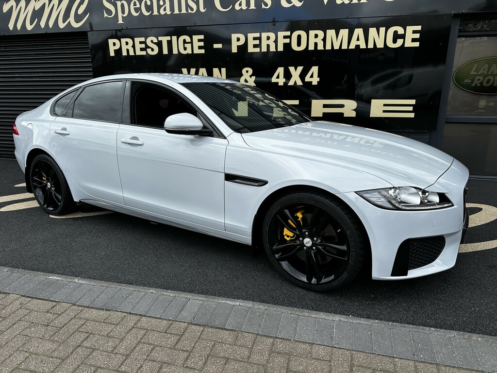 Jaguar XF Saloon 3.0 D V6 S 201665 White