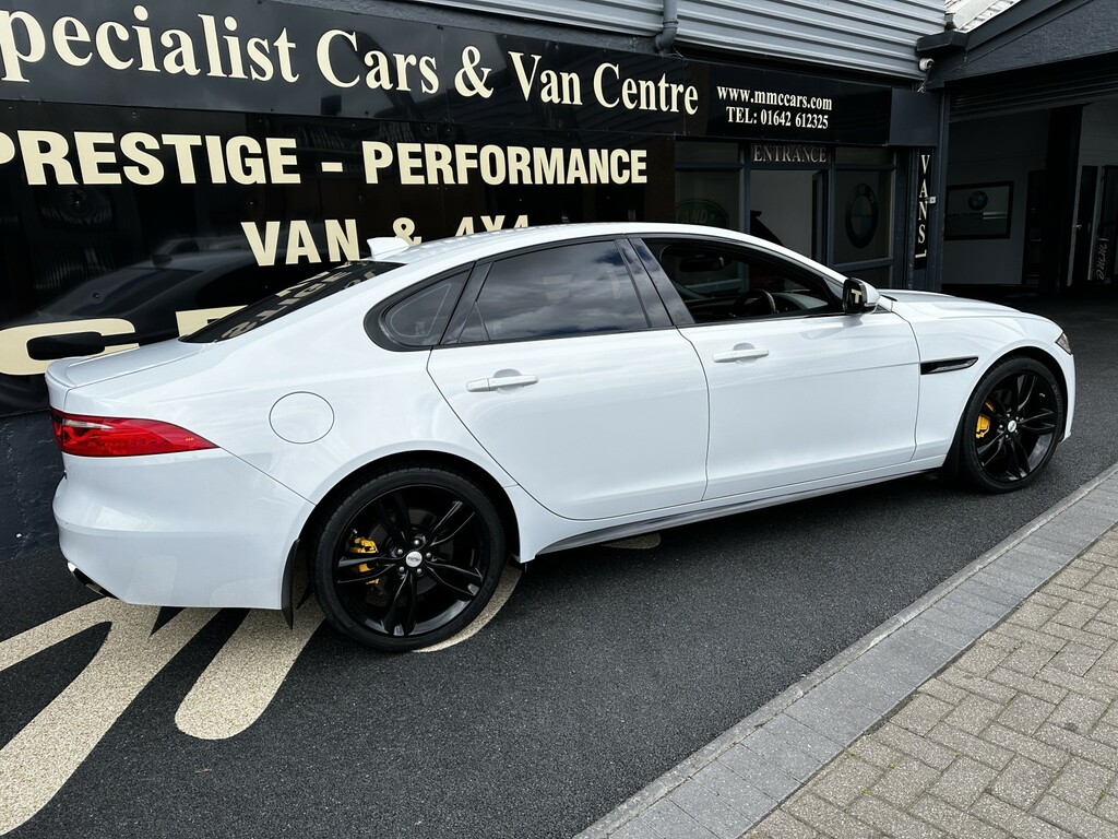 Jaguar XF Saloon 3.0 D V6 S 201665 White #3