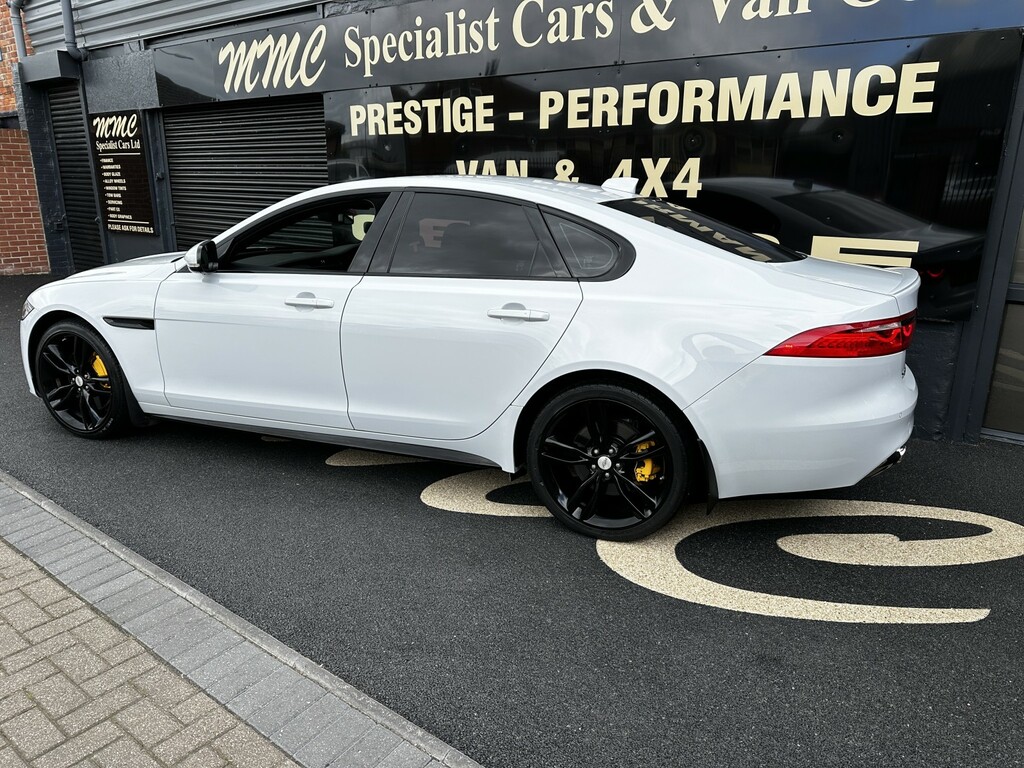 Jaguar XF Saloon 3.0 D V6 S 201665 White #6