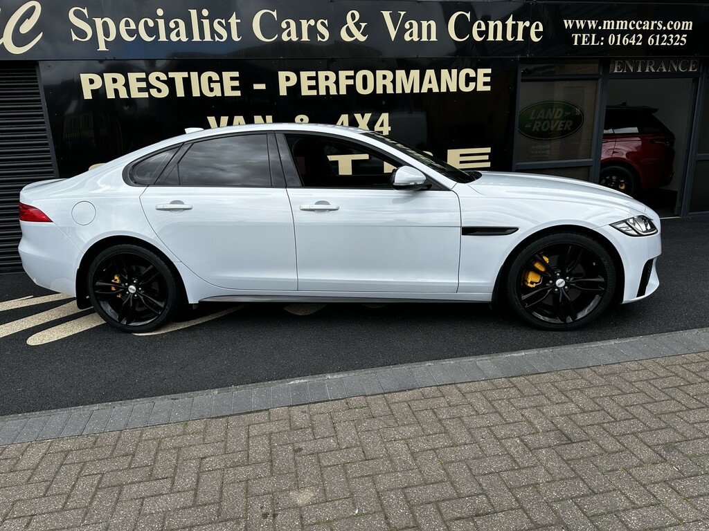Jaguar XF Saloon 3.0 D V6 S 201665 White #5