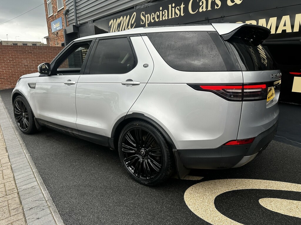 Land Rover Discovery Suv 3.0 Td V6 Se 201717 FD17LNT Silver #2