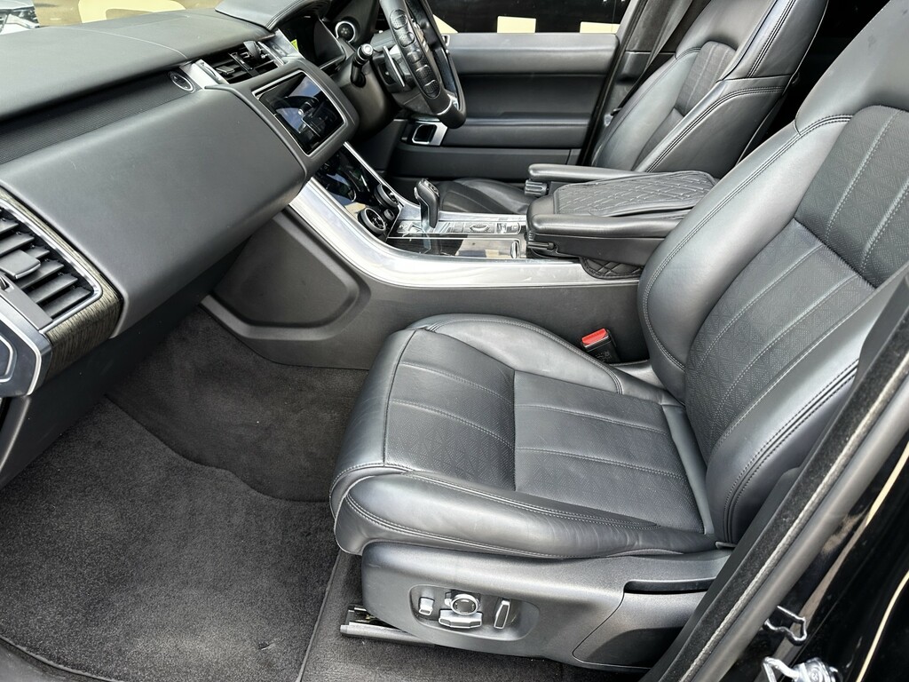 Land Rover Range Rover Sport 4.4 Sd V8 Dynamic Black #5