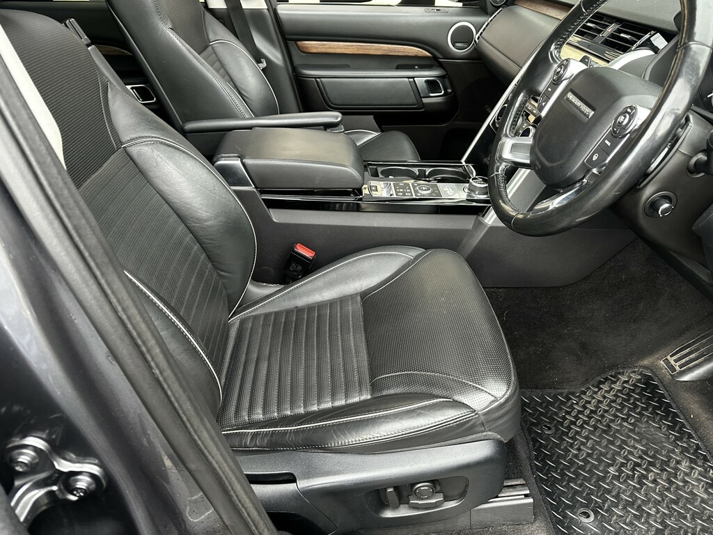 Land Rover Discovery Suv 3.0 Td V6 Hse Luxury 201767 OV67ZXL Grey #4