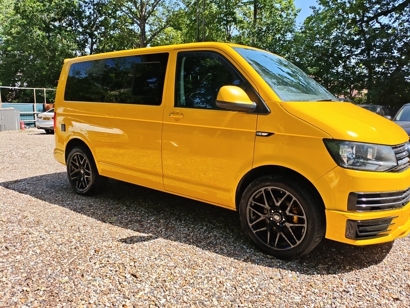 Volkswagen Transporter T32 Tdi Transporter Startline RE66XUV Yellow #5