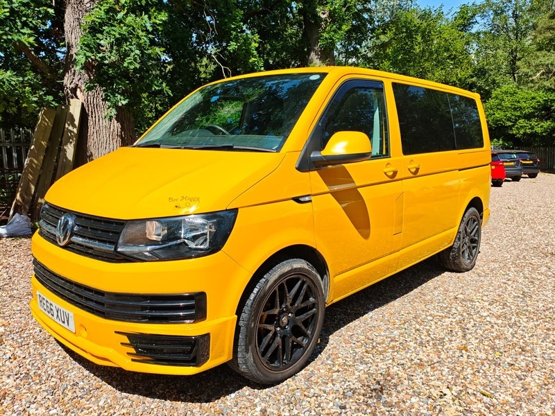 Volkswagen Transporter T32 Tdi Transporter Startline RE66XUV Yellow #3