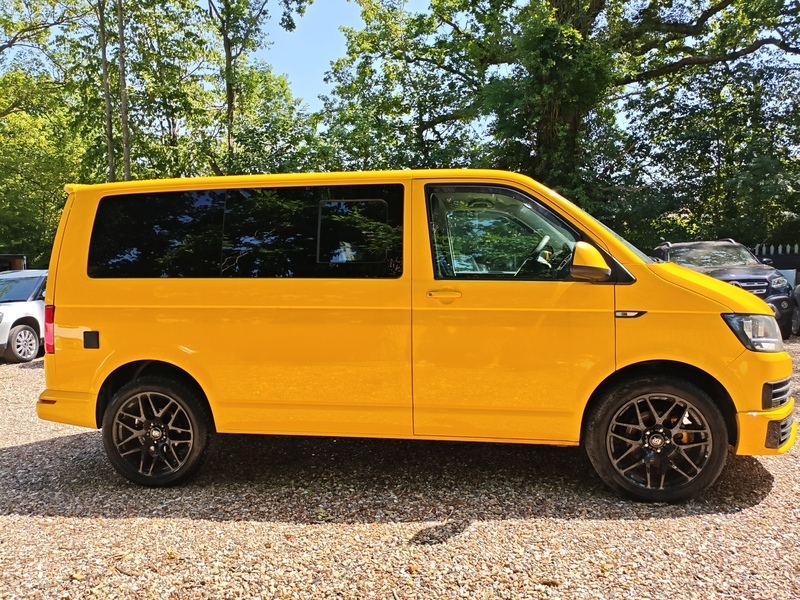Volkswagen Transporter T32 Tdi Transporter Startline RE66XUV Yellow #2