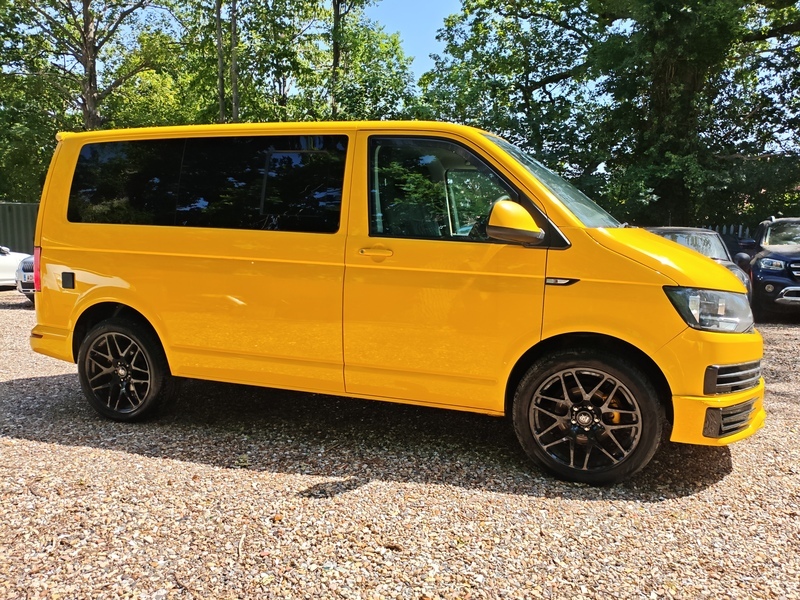 Volkswagen Transporter T32 Tdi Transporter Startline RE66XUV Yellow #4