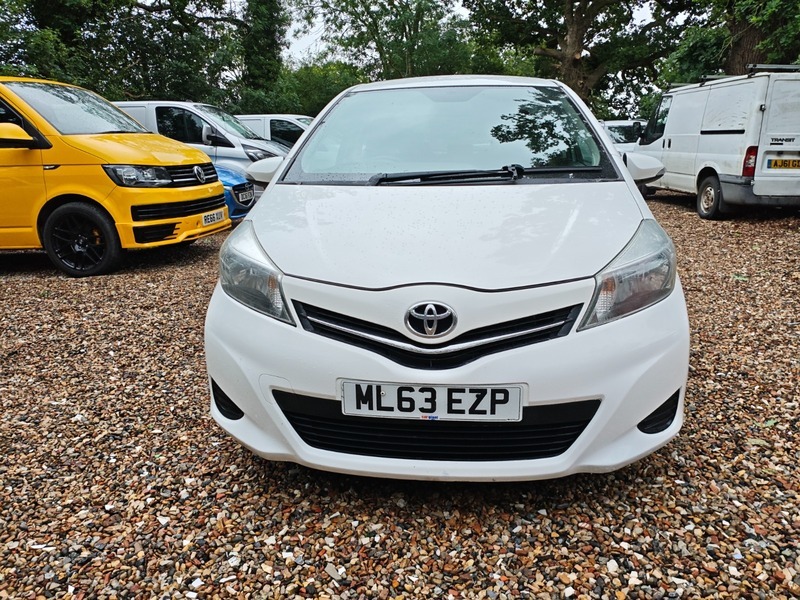 Toyota Yaris Vvt-i Tr White #5