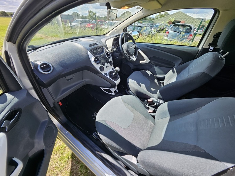 Ford KA 1.2 Zetec 69 Bhp White #11