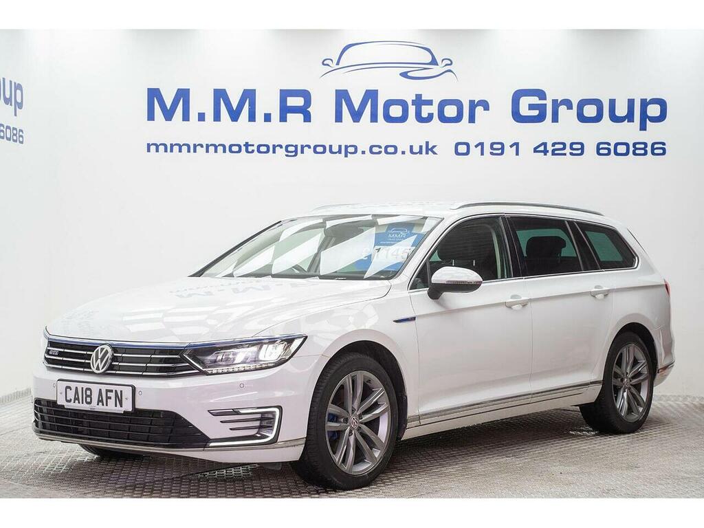 Volkswagen Passat 1.4 Tsi Gte Dsg Euro 6 Ss CA18AFN White #2