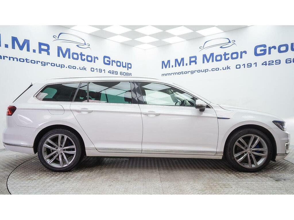 Volkswagen Passat 1.4 Tsi Gte Dsg Euro 6 Ss CA18AFN White #6