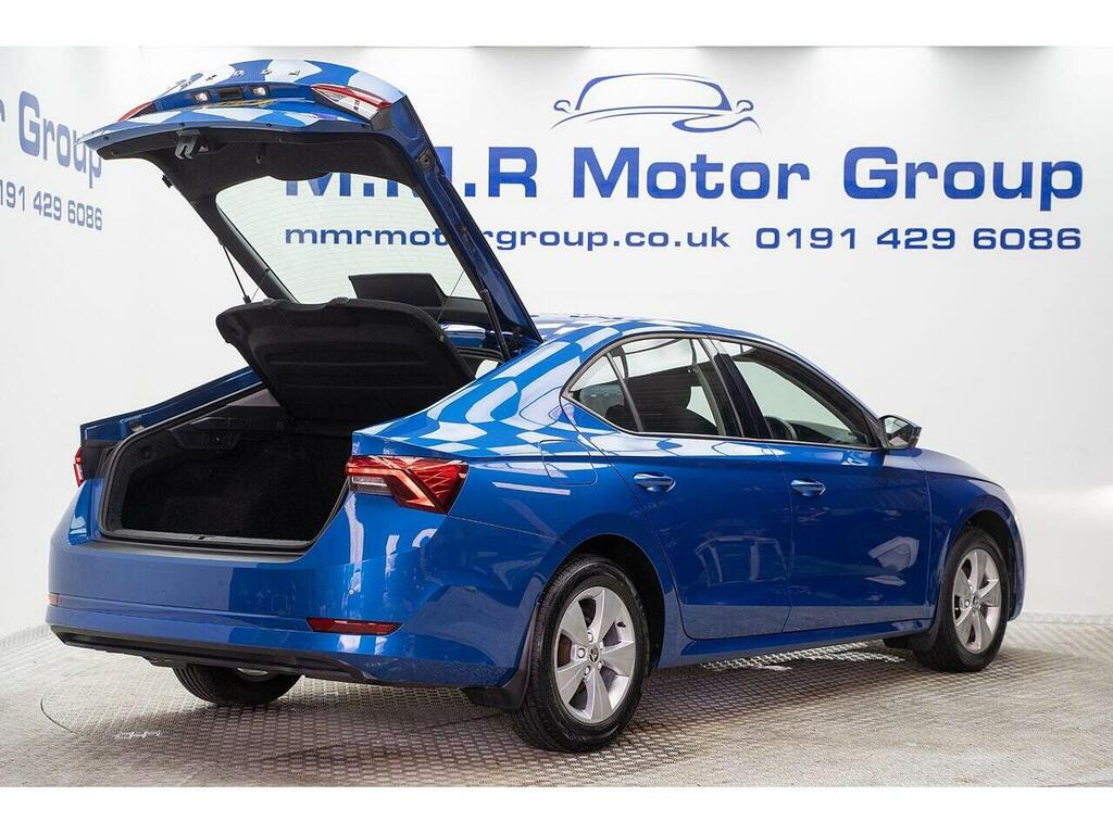 Skoda Octavia 1.5 Tsi Act Se First Edition Euro 6 Ss Blue #4