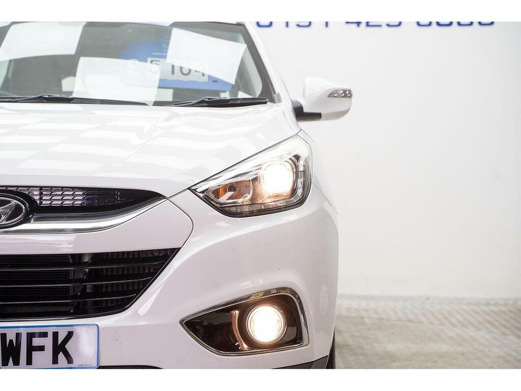 Hyundai Ix35 1.7 Crdi Se Euro 5 Nav White #4