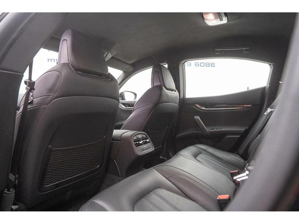 Maserati Ghibli 3.0 V6 White #38