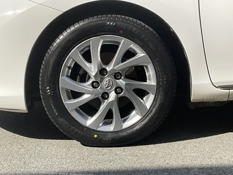 Toyota Auris Touring Estate Sport DY67WLV #4