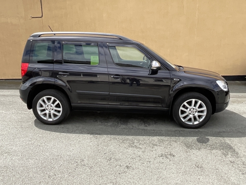 Skoda Yeti  Black #28