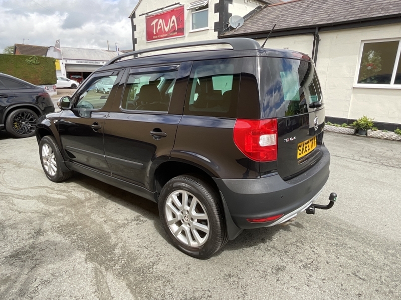 Skoda Yeti  Black #22