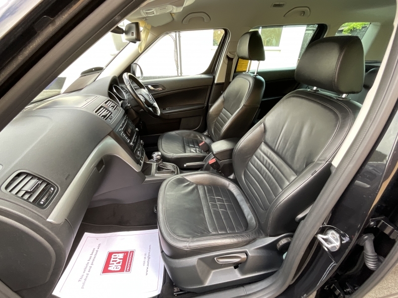Skoda Yeti Gance 4X4 Black #6
