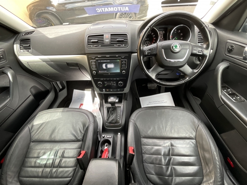 Skoda Yeti  Black #11